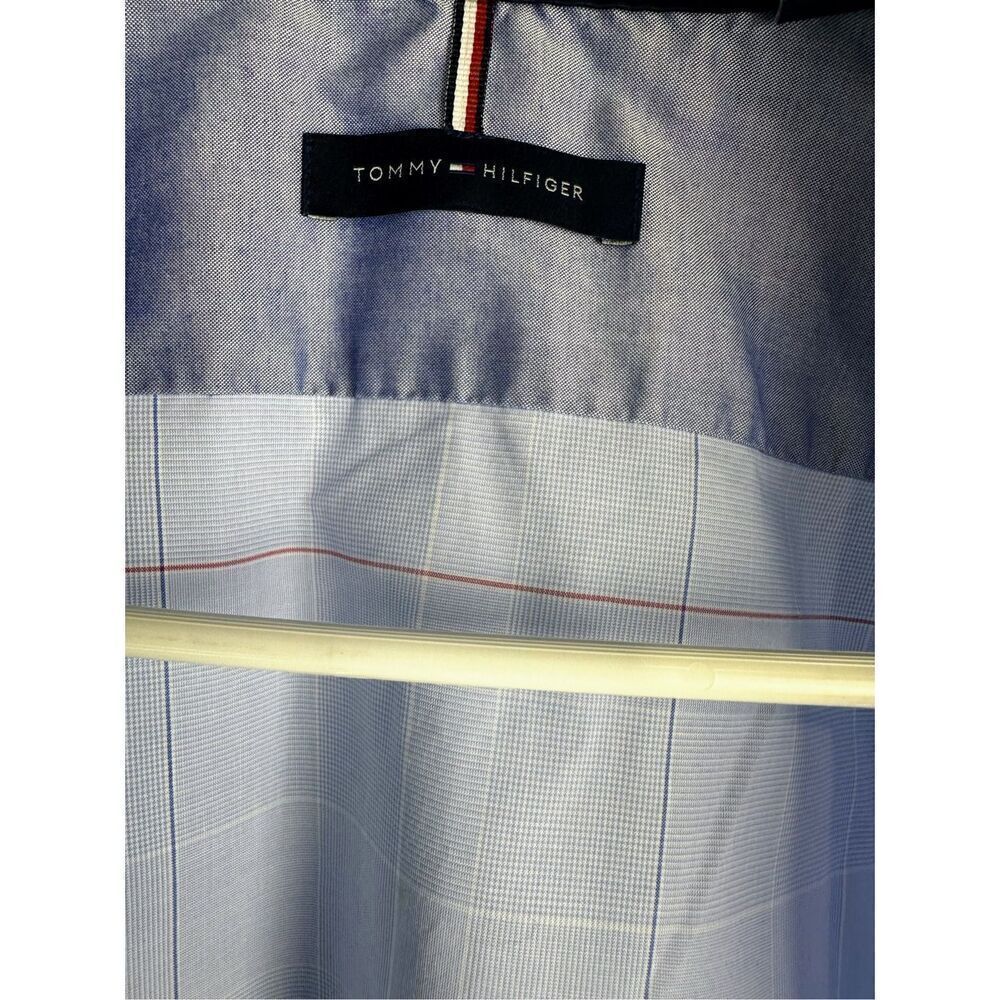 Tommy Hilfiger Button Up - Picture 4 of 7
